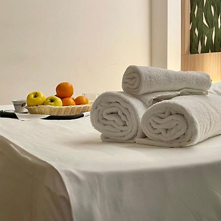 Aquasole Hotel Mercallo Eksteriør billede