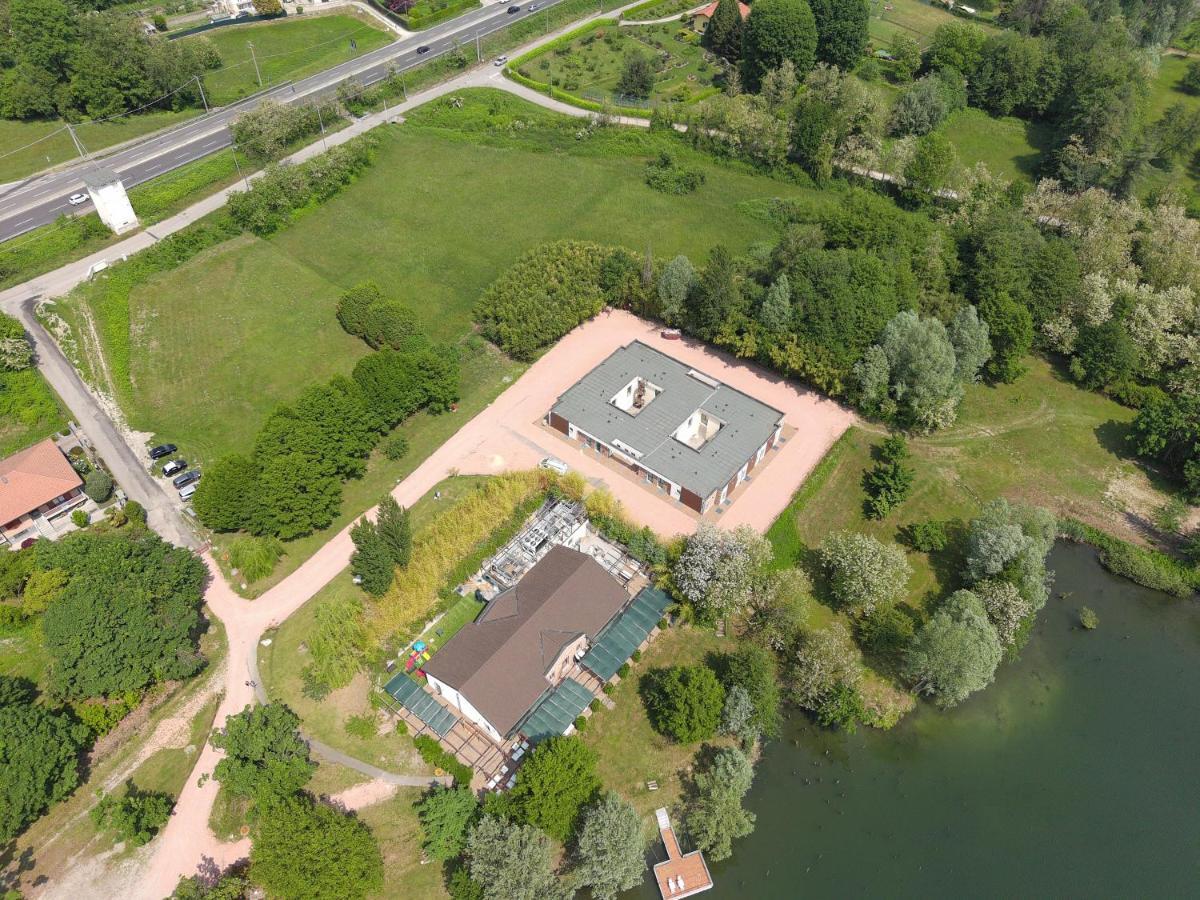 Aquasole Hotel Mercallo Eksteriør billede